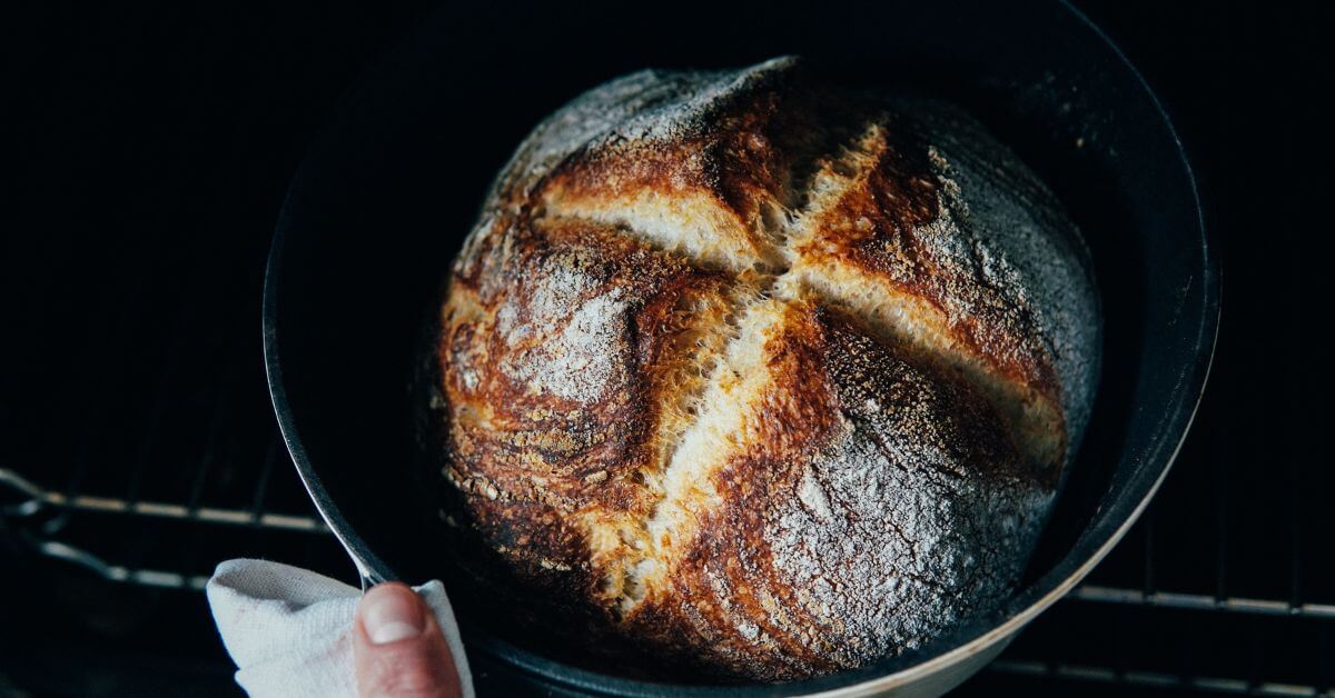 bread stuck to dutch oven