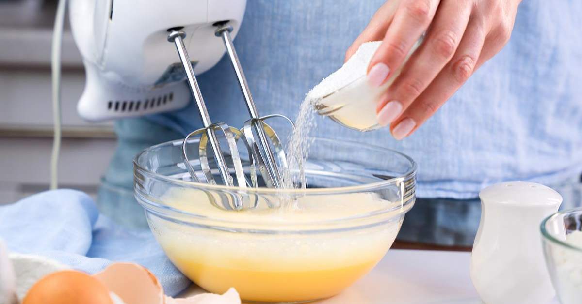Can I Use a Hand Mixer in a Glass Bowl