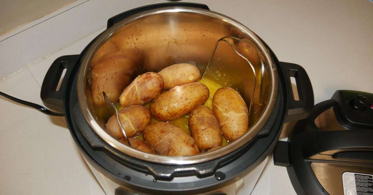 Steam Potatoes in Rice Cooker