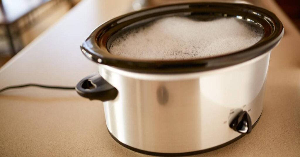 Cleaning and Maintaining a Crock Pot