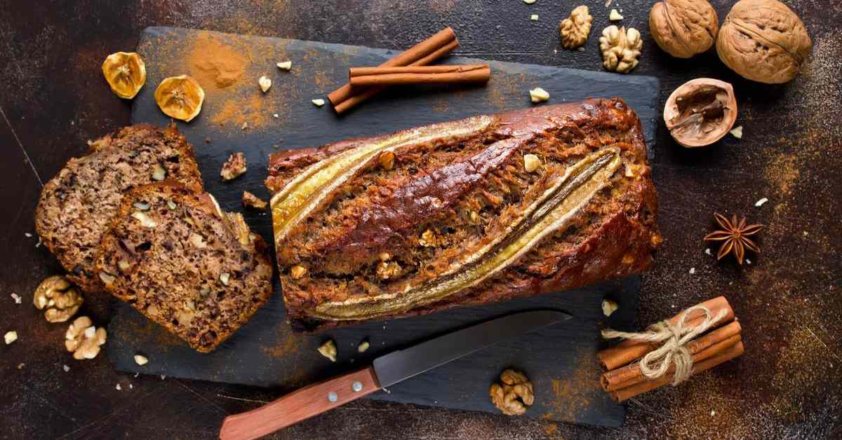 How to Bake Delicious Banana Bread Without a Loaf Pan