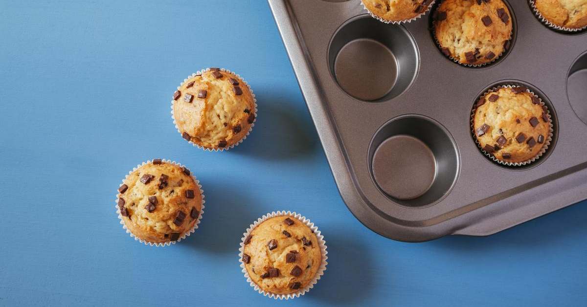 How to Get Muffins Out of Tin